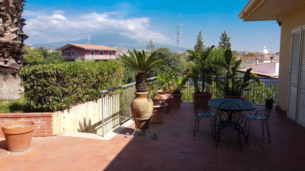 Holiday Flower Villa Panoramica Sul Golfo Di Catania Misterbianco Buitenkant foto